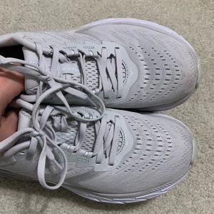 HOKA Arahi 5, size 8, color - Lunar Rock/Drizzle